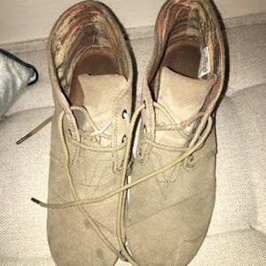beige suede toms wedges